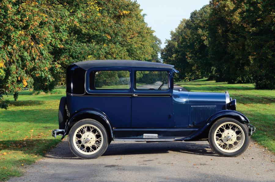  Ford Model A Tudor Sedan 1928 года  (фото 4 из 9)
